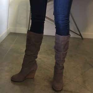 Bakers tan suede wedge boots